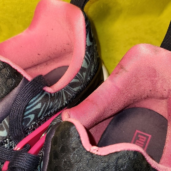 Puma Baze of glory sz 11 - Picture 5 of 7